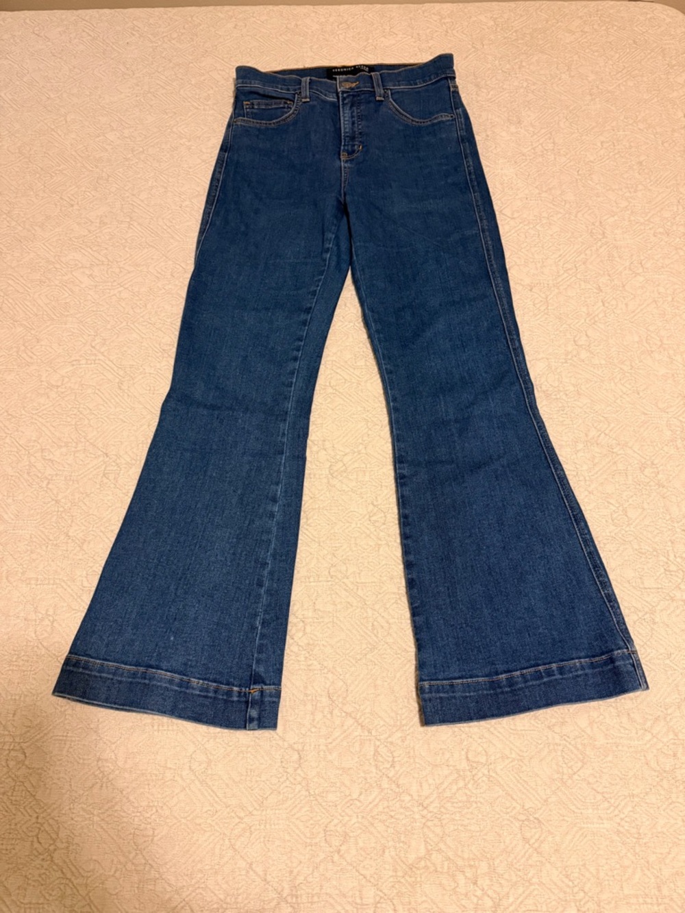 Veronica Beard Carson High Waist Ankle Flair Jeans in Washed Oxford